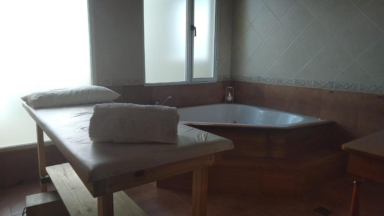 Avellaneda Suites Río Gallegos Eksteriør billede