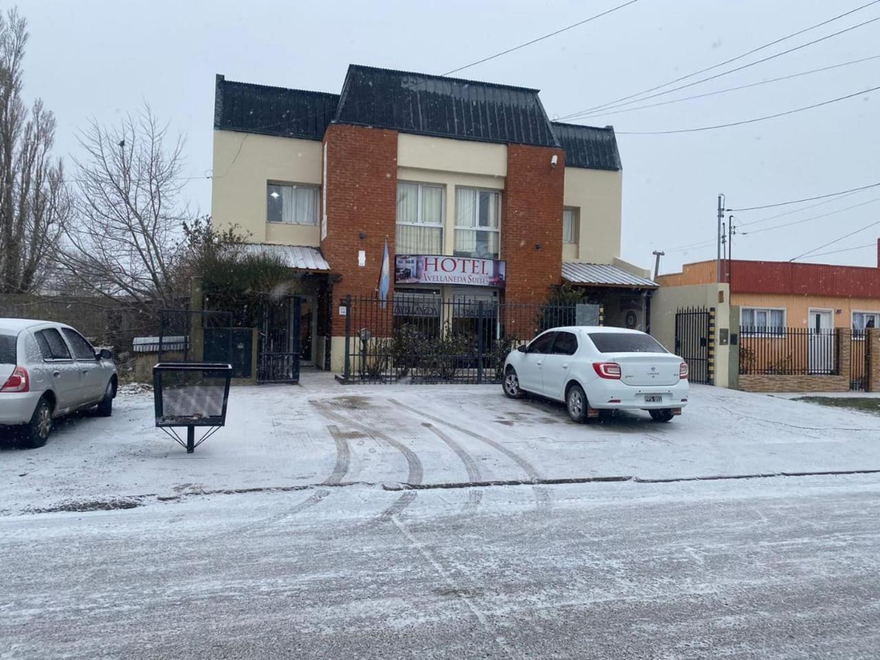 Avellaneda Suites Río Gallegos Eksteriør billede